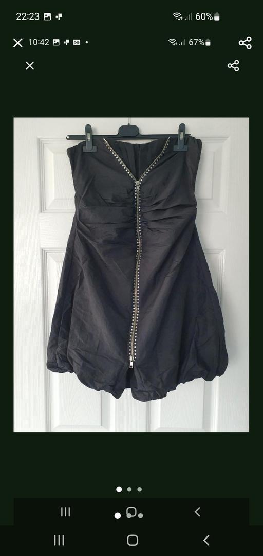  — ladies black strapless dress