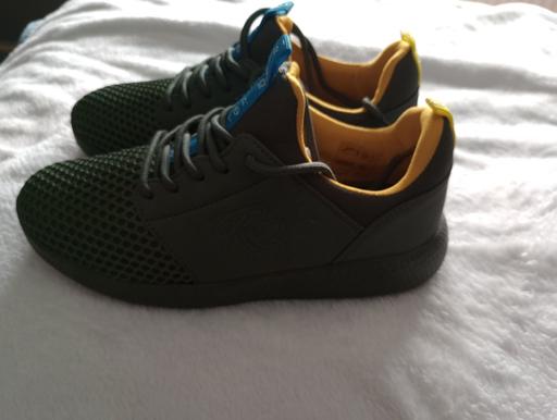  — BNWT Ripstop Bailey trainers Khaki UK 3