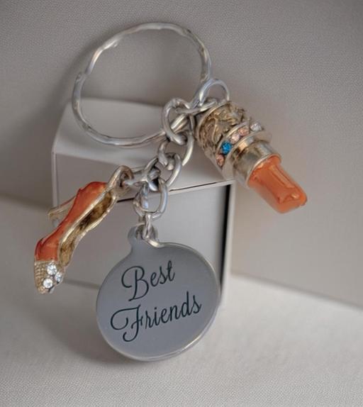  — Stainless steel  Best Friends & charms keyrin