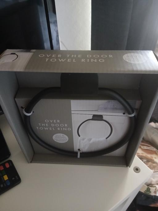  — Over Door Towel Ring New