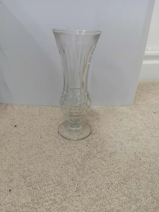  — Glass Vase
