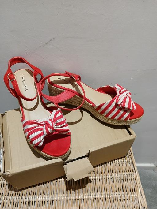  — SIZE6 WORN 1 HOUR.COST£29 LOVELY EYE CATCHING