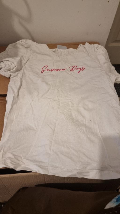  — Girls top