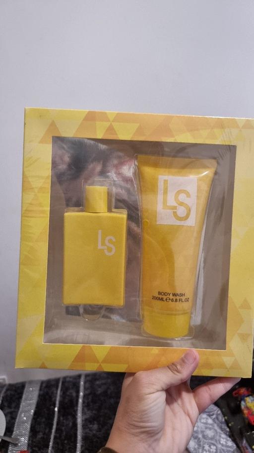  — ladies gift set