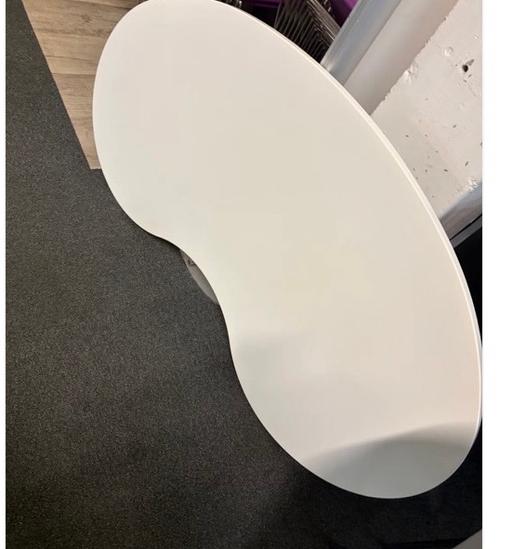  — Ikea bean table office
