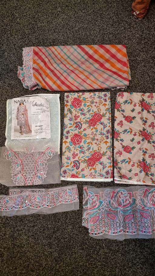  — 3 piece with patches outfit lawn unstich