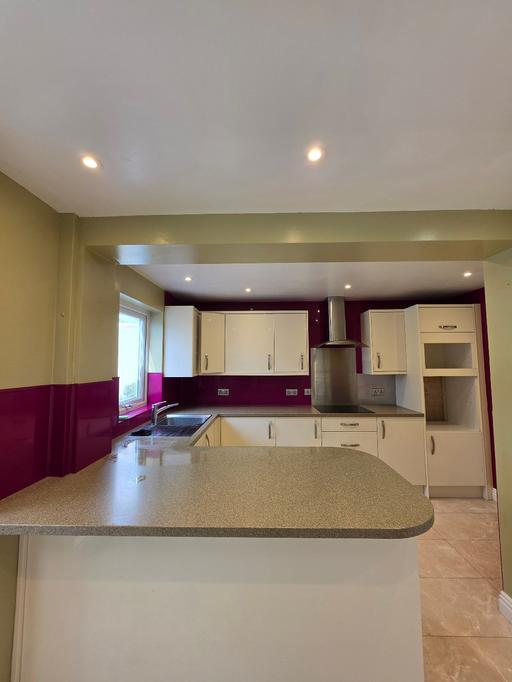  — Full kitchen including worktop and appliances