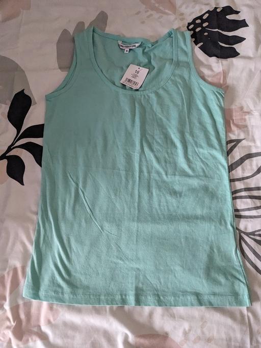  — New vest top