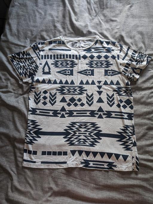  — t-shirt