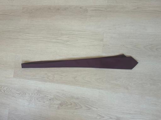  — Velvet tie