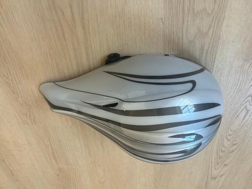  — Las conometro - cycling race helmet