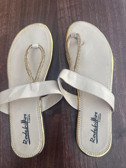  — Shoes, sandal, summer shoes