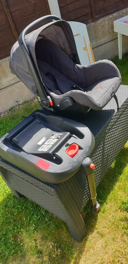  — BabyMove Isofix and Car Seat