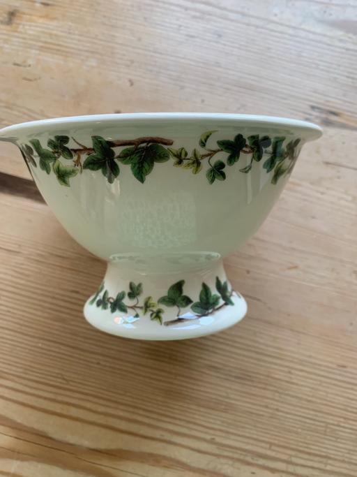  — Portmeirion Holly and Ivy sweetie dish