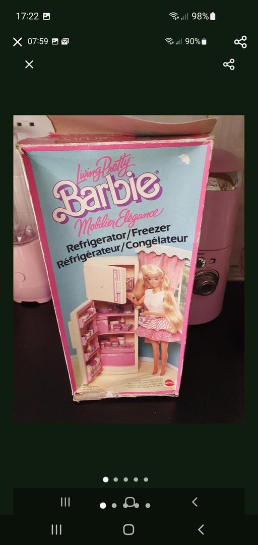  — vintage barbie fridge/freezer & accessories