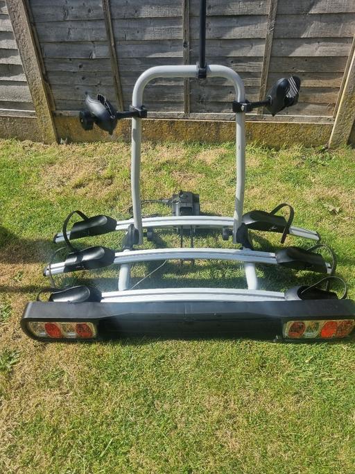  — HOMCOM 3 CYCLE CARRIER