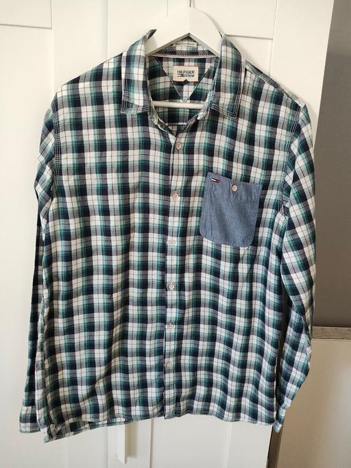  — Tommy Hilfiger checked shirt