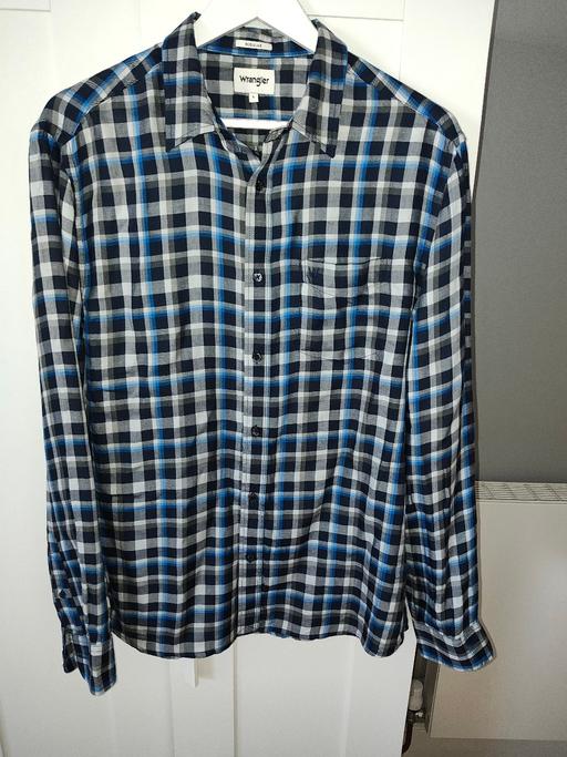  — Wrangler checked shirt