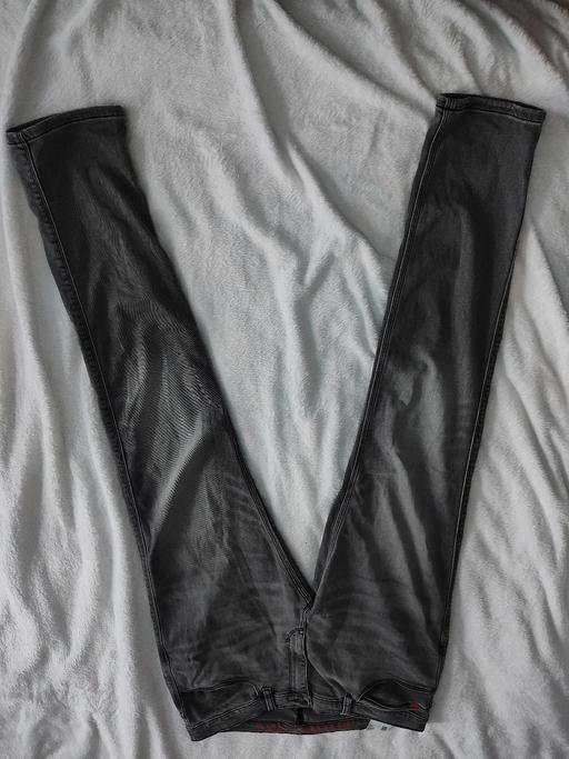  — Hugo Boss skinny fit jeans