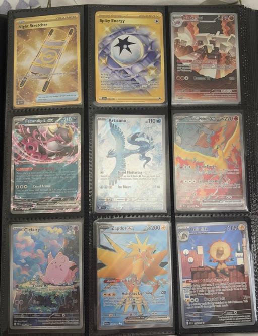  — Pokémon collection/cards