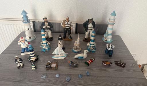  — Mixture of sea ornaments