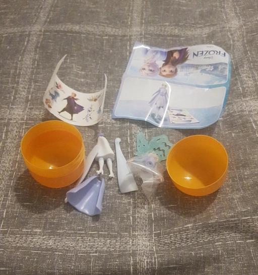  — kinder surprise frozen