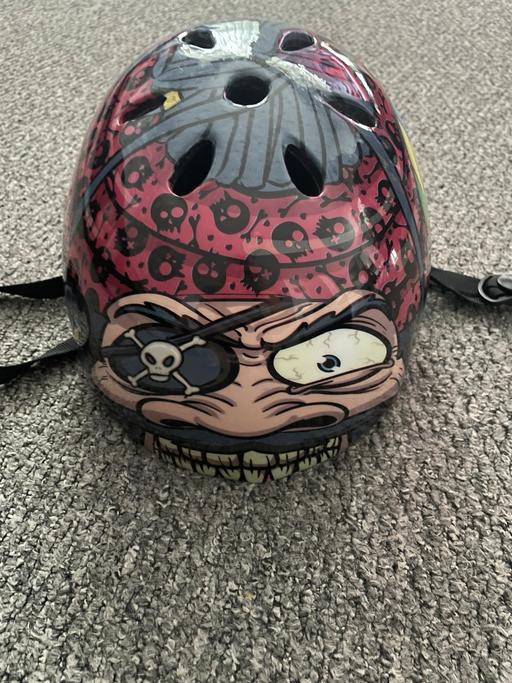  — Kids pirate bike skateboard helmet (smyths)