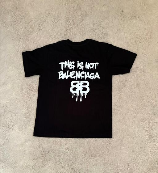  — Balenciaga black print t shirt M