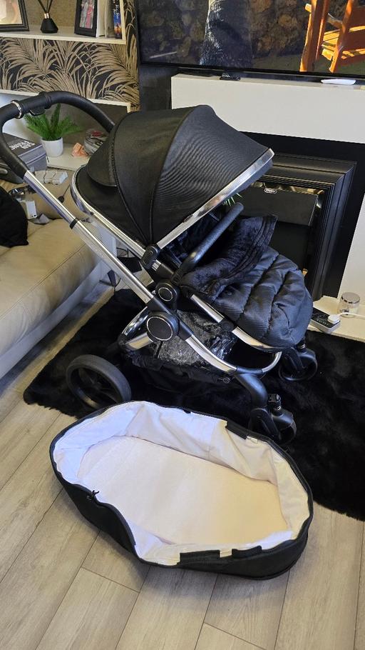  — I-Candy Peach pushchair and pram.