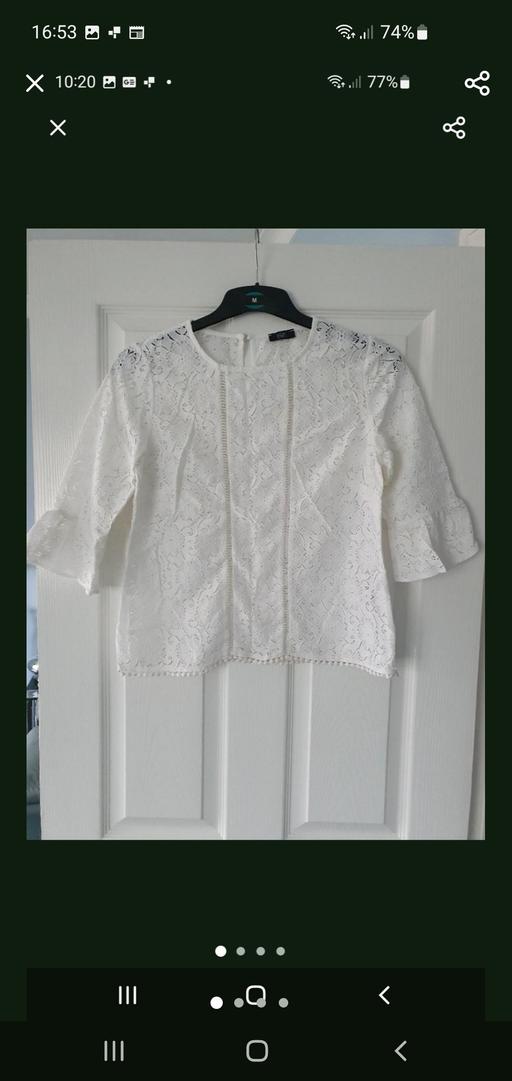  — ladies top F&F