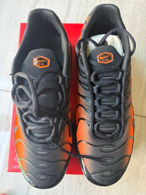  — Brand new Nike tn uk size 8.5