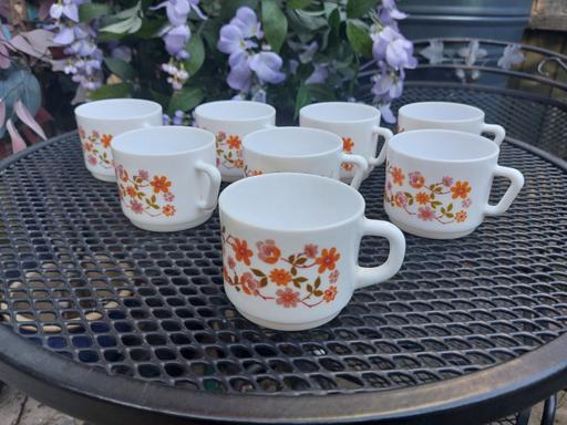  — SET OF 8 VINTAGE PYREX ARCOPAL SCANIA CUPS