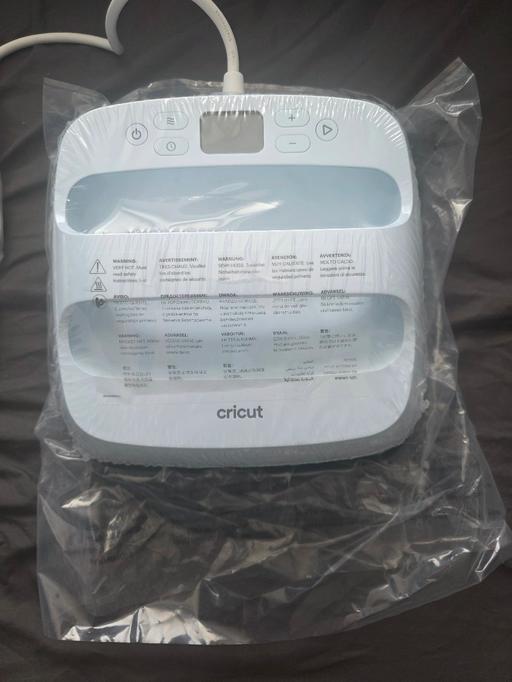  — Cricut Joy Xtra plus Heat Press