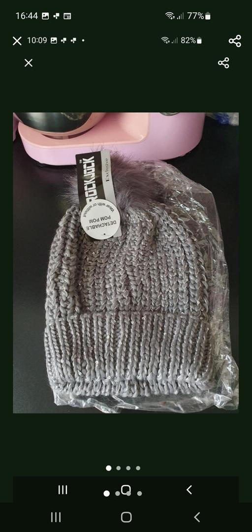  — ladies grey hat NEW