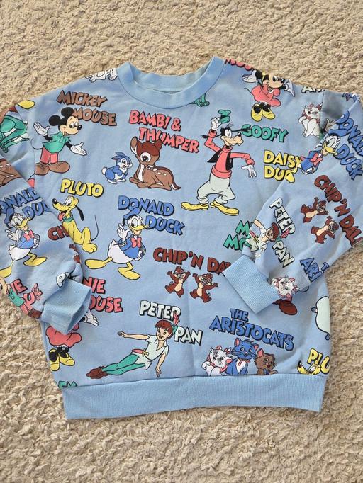  — Age 9-10 H&M Disney sweater