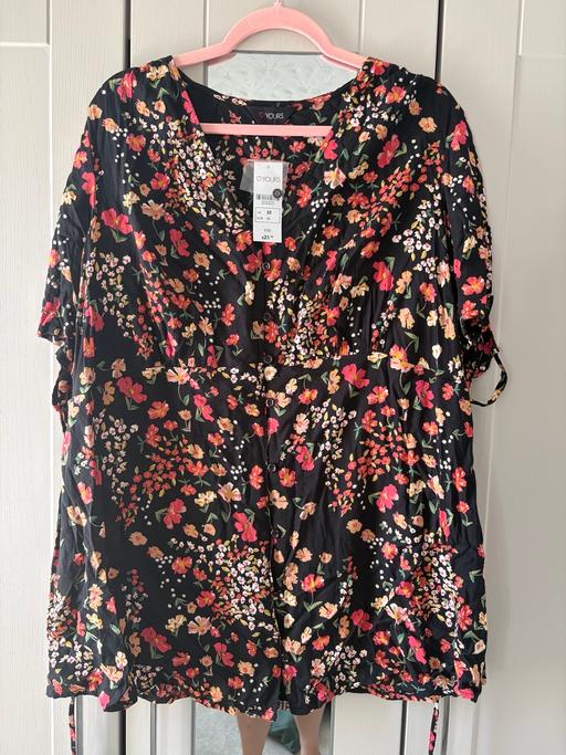  — Flower top size 22