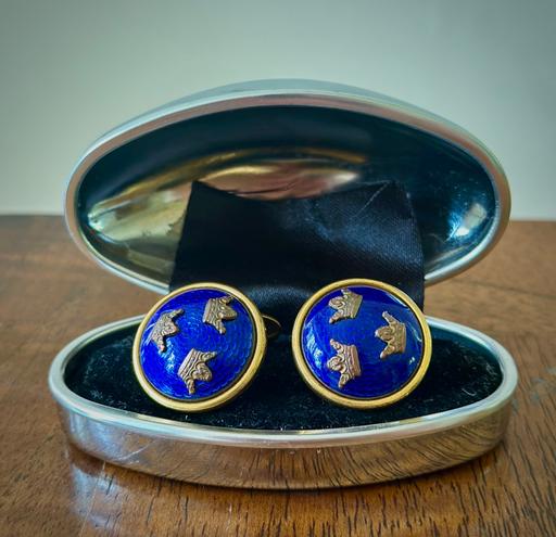  — Antique Sporrong & Co 3 crown cuffs
