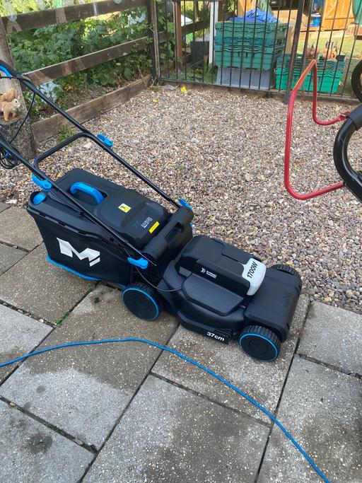  — Lawnmower 240 v