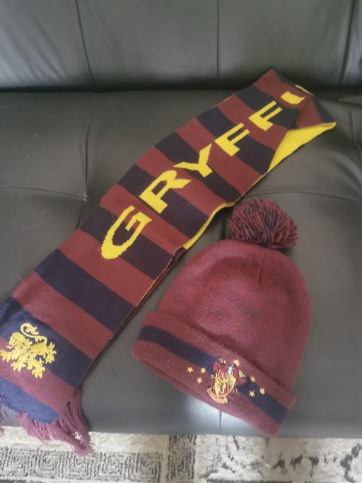  — Boys' Harry Potter Hat and Scarf Set – Great