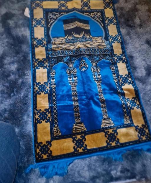  — Dark Blue Pray Mat