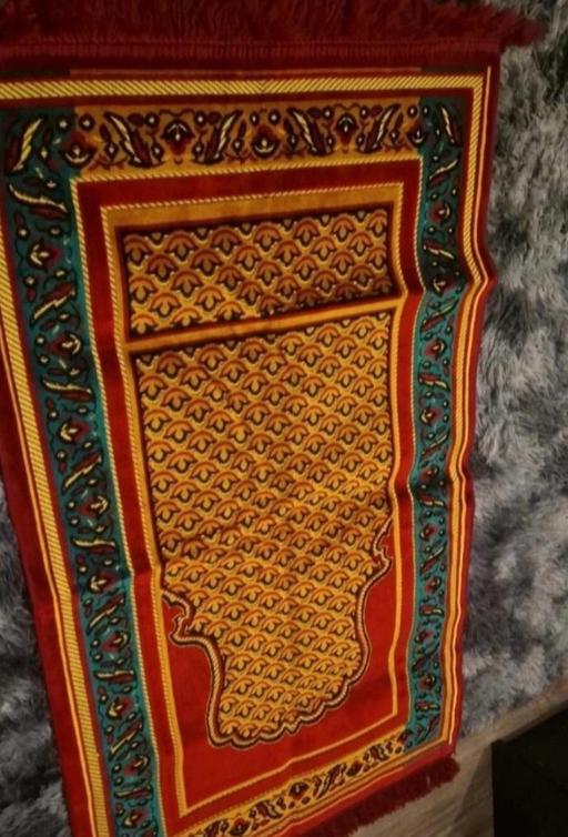 — Multi Colour Pray Mat