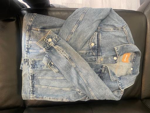  — Weekend denim jacket