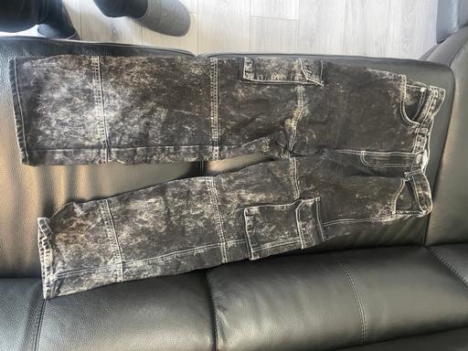  — Zara cargo pants