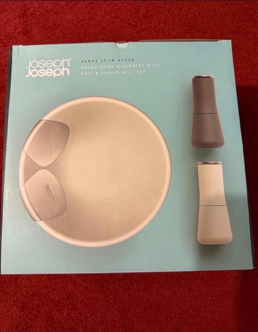  — Salt & Pepper Bowl Set