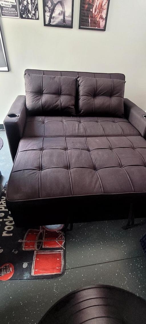  — settee bed