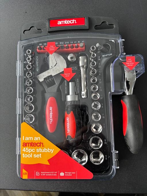  — A STUBBY SOCKET SET