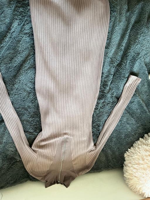  — Brown long sleeve dress