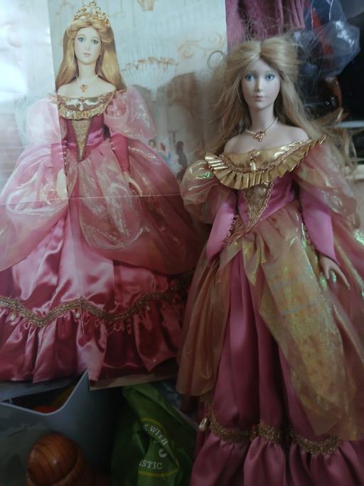  — collecters doll over 12 ins