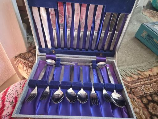  — vintage cutley set