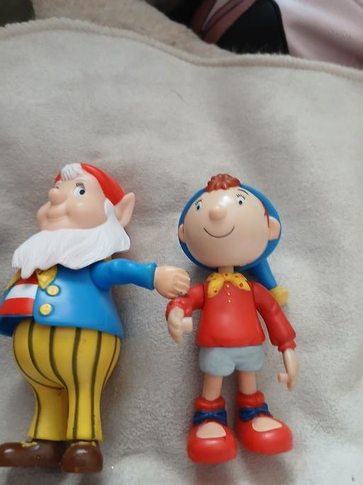  — 2 figures noddy and big ears